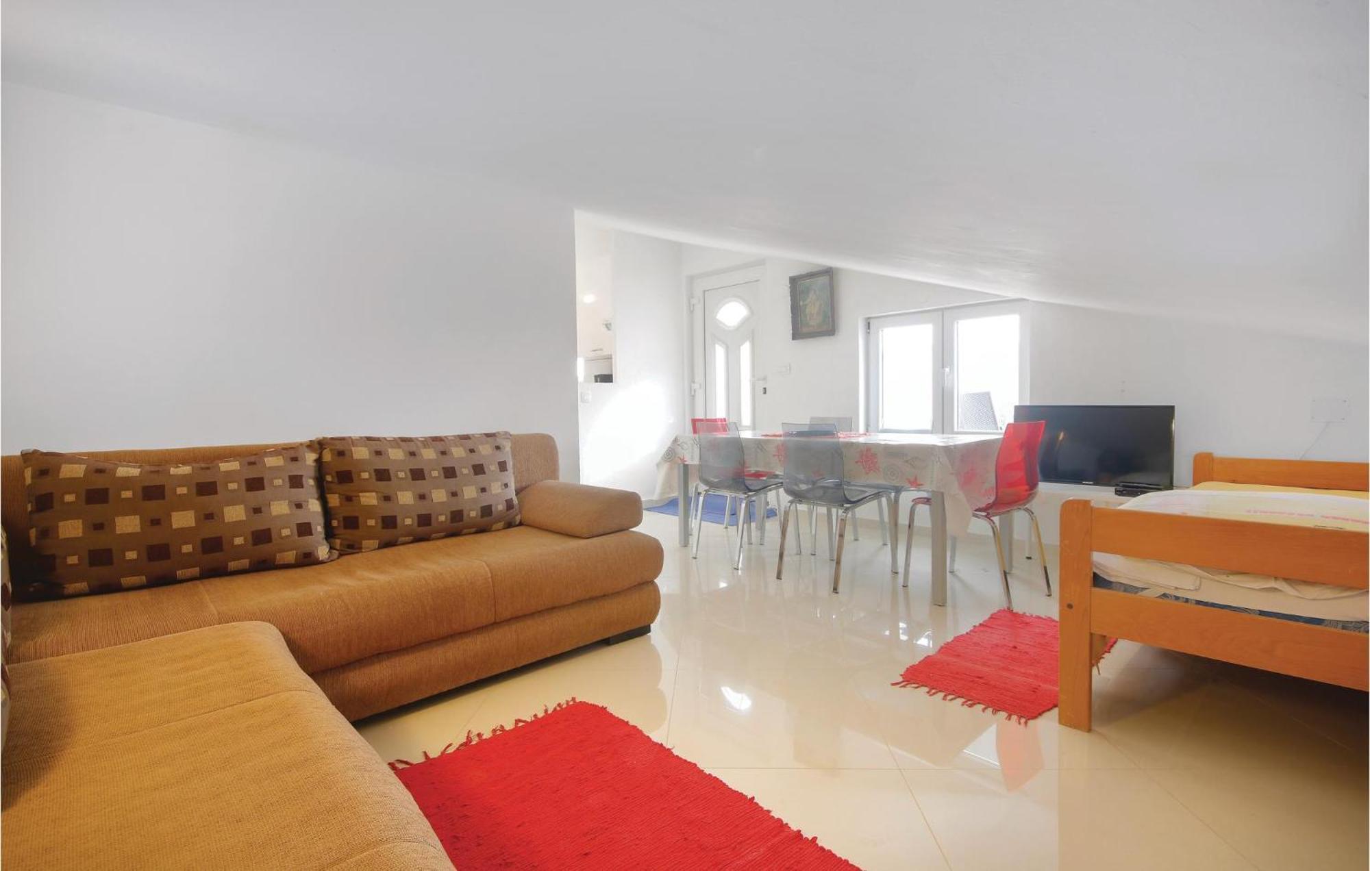 Cozy Apartment In Medulin With Kitchen Eksteriør bilde
